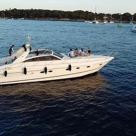 Yacht 17m Croisette Port Canto,3 Ch,clim,tv Botel
