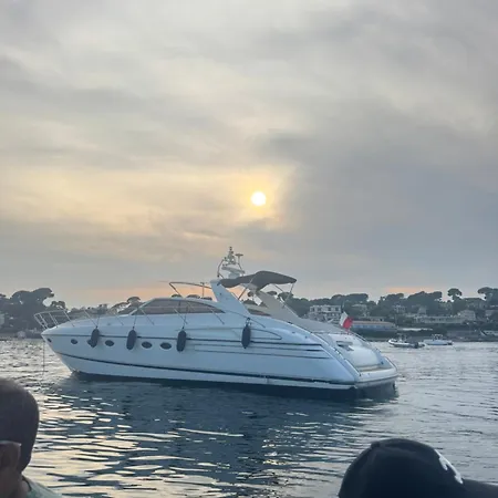 Yacht 17m Croisette Port Canto,3 Ch,clim,tv Botel Cannes